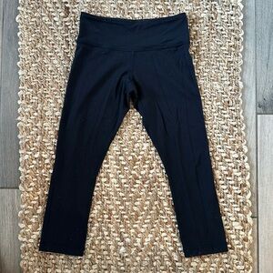 Lululemon leggings size 4 capris